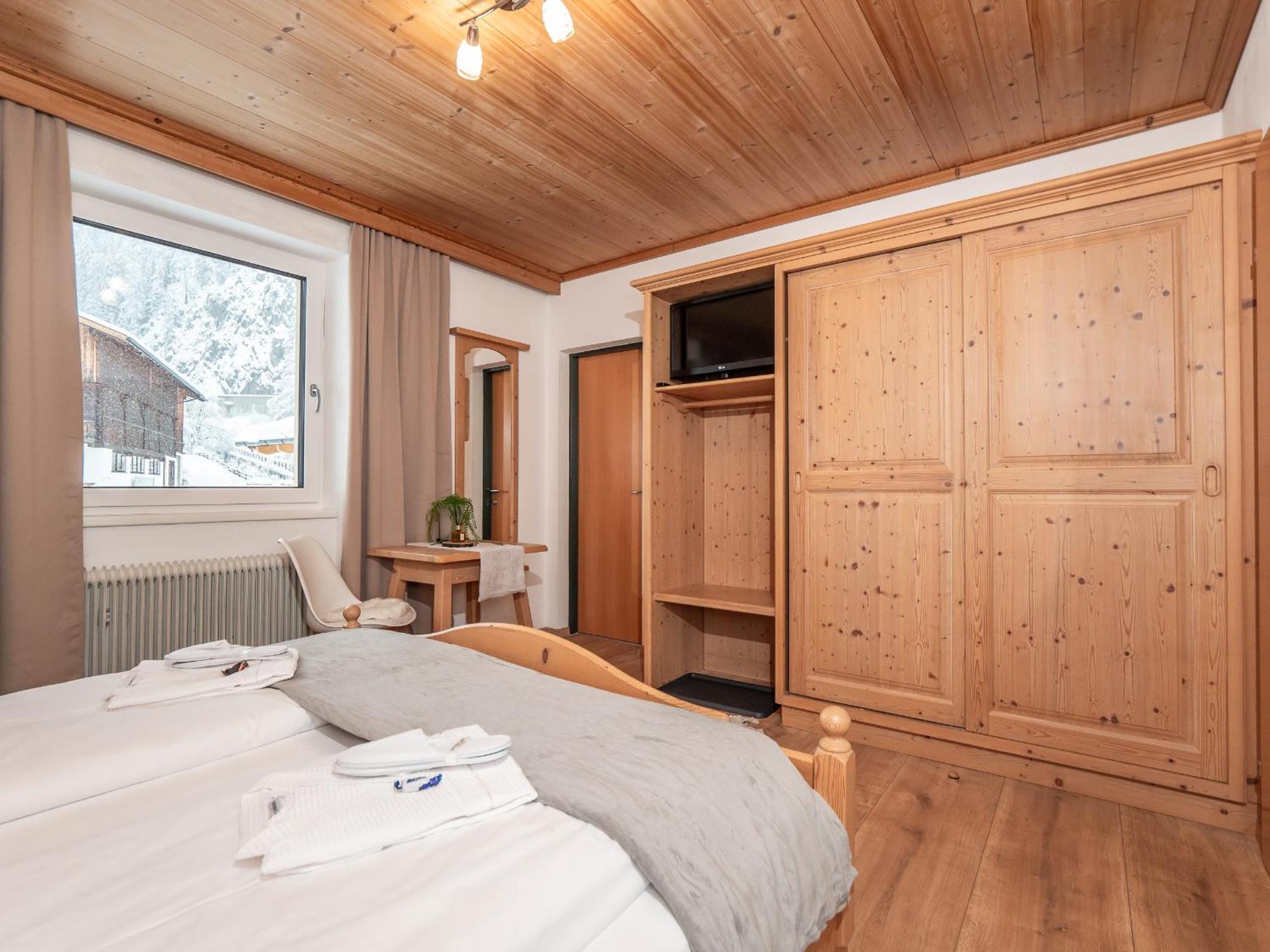 Hotel Haus Becken St. Jakob in Defereggen Exterior foto